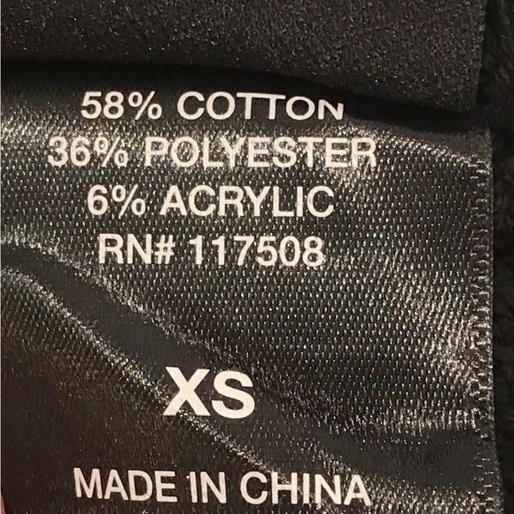 Women's Size XS Black STAR WARS Darth Vader In A Scarf Lucus Film LTD - Picture 11 of 11